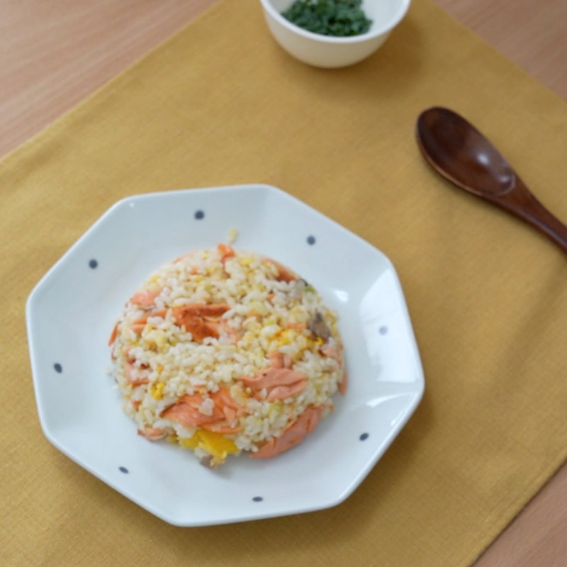 鮭チャーハン(動画)